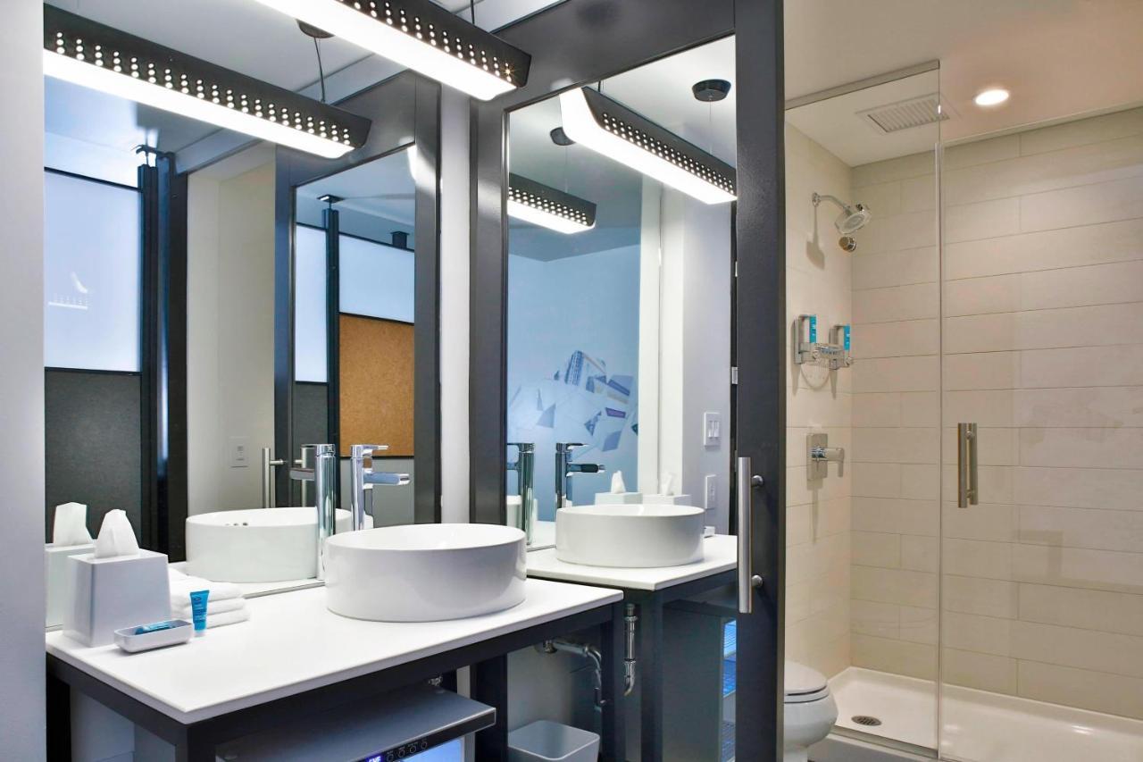 Aloft Omaha West Hotel Екстериор снимка