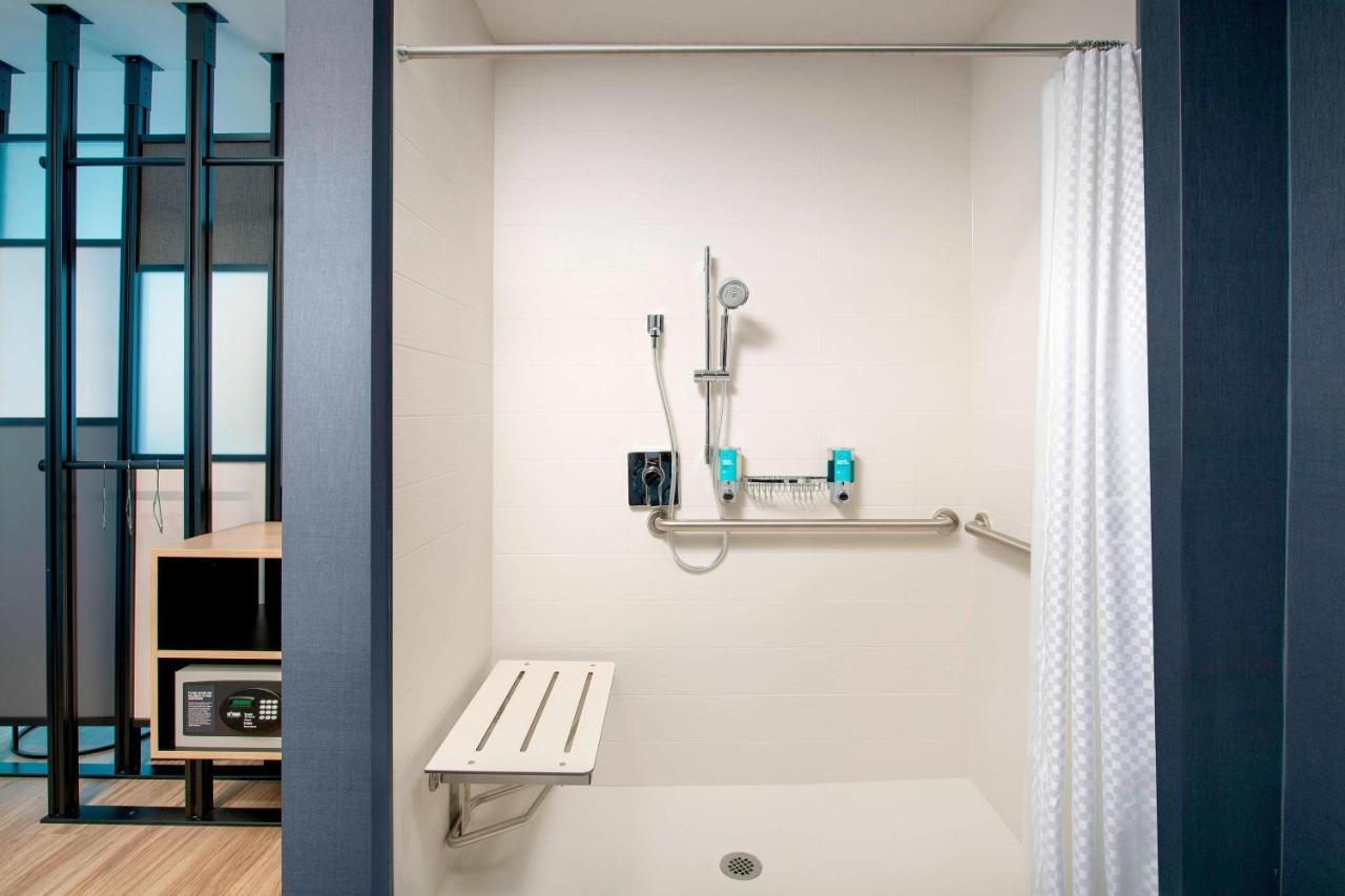 Aloft Omaha West Hotel Екстериор снимка